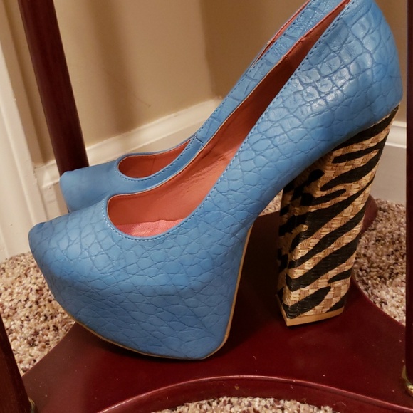 Blue Zebra Box Heels - Picture 3 of 8